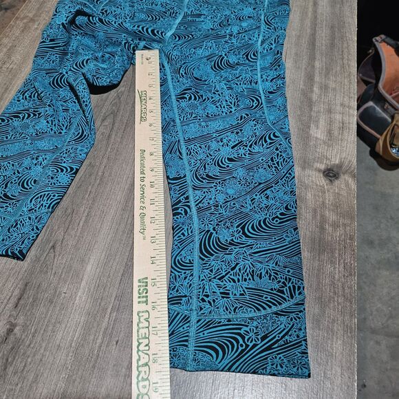 Lululemon Womens In Movement Crop Everlux 19" Kitakami Spirit Green Black size 8 - Picture 5 of 7